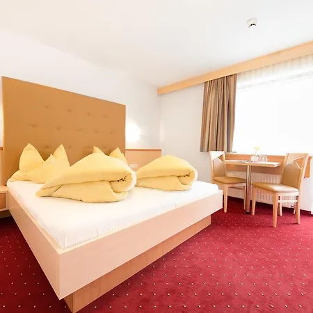 Pensionat Fruehstueckspension Astoria Sölden