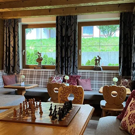 Fruehstueckspension Astoria 3*