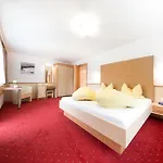 ゲストハウス Fruehstueckspension Astoria 3*